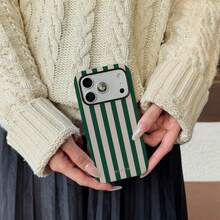 Capa para iPhone 17 Pro Max com design em verde escuro e bege (1 peça), compatível com iPhone 16 Pro Max, 15 Pro Max e 14 Pro Max. Capa elegante e moderna, estilo coreano, para iPhone 11/12/13/14/15/16 Pro Max Plus. Design sofisticado, unissex. Ideal para presentear sua namorada no Natal, Dia dos Namorados, Páscoa, casamentos e aniversários. - Verde escuro - Ver 2