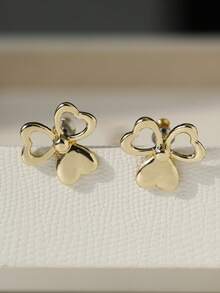 1 Pair Minimalist Classic Clover Hollow Heart Clover Earrings, Suitable For Women's Daily Wear, Great For St. Patrick's Day - Earrings - View 5