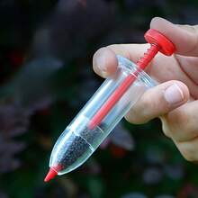 1 cái dụng cụ gieo hạt cầm tay (màu ngẫu nhiên), dụng cụ gieo hạt mini thủ công, vật dụng làm vườn thiết yếu để trồng hoa, chậu và luống hoa. - A - Xem 2