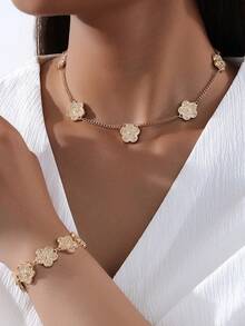 1 Set de Joyería de Collar con Colgante de Trébol de Lujo con Rhinestones y Pulsera, Accesorios Elegantes de Moda para Fiesta/Cita - Amarillo Oro - Ver 1