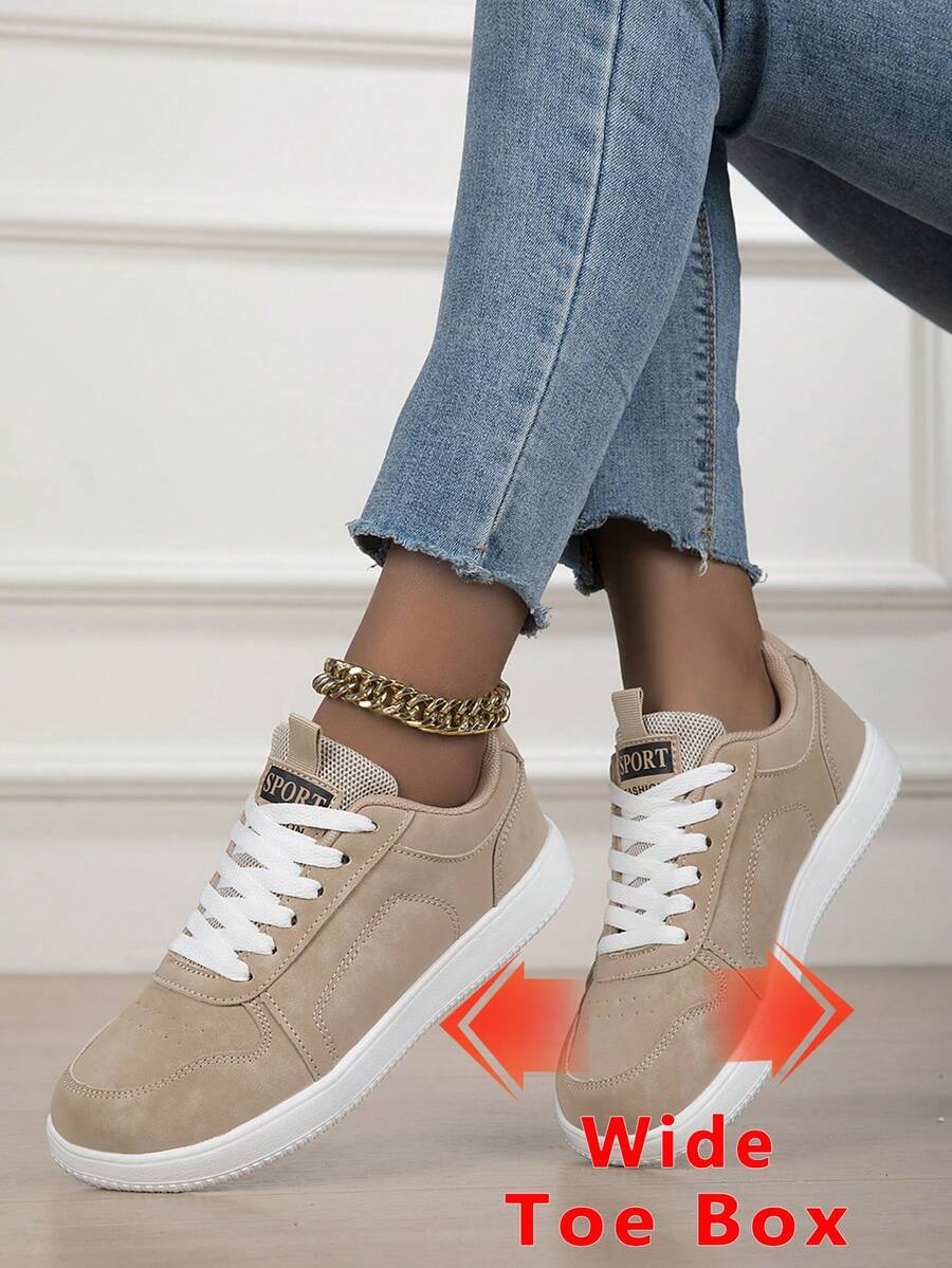 女士极简宽头滑板鞋,轻便防滑宽头运动鞋,时尚百搭宽头平底鞋,适合宽脚青少年休闲运动鞋,男女通用零落差宽头休闲鞋,为您的双脚提供舒适的空间。 - 卡其色 - 查看 1