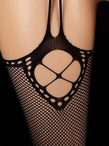 Purely Seductive, This Hot Girl Off-The-Shoulder Fishnet Jumpsuit Features A Sexy Cutout Design, Creating A Highly Alluring Atmosphere. HWCE - 黑色 - 查看 5