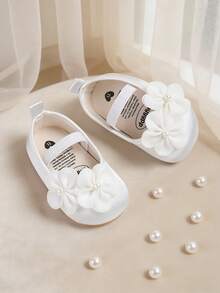 白色3D立体花朵女婴玛丽珍鞋 - 新生儿平底防滑软底派对婚礼学校公主鞋 - 白色 - 查看 13