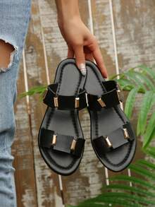 2026 Women's New Fashion Flat Sandals, Solid Color Plaid Geometric Pattern, PU Leather Material, Hollow-Out Design, Rivet Decor, Suitable For Beach And Resort Wear, Applicable For Spring And Summer - Black - View 5