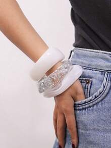 Bộ 3 vòng tay hình học bất đối xứng, bán trong suốt, họa tiết hoa, thích hợp cho đi biển, du lịch và đi học. - Màu sắc của tinh thể băng - Xem 3