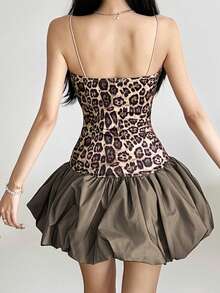 Kliou 女士无袖性感派对连衣裙，豹纹印花抹胸迷你针织A字裙摆喇叭下摆修身连衣裙 - 棕色 - 查看 2