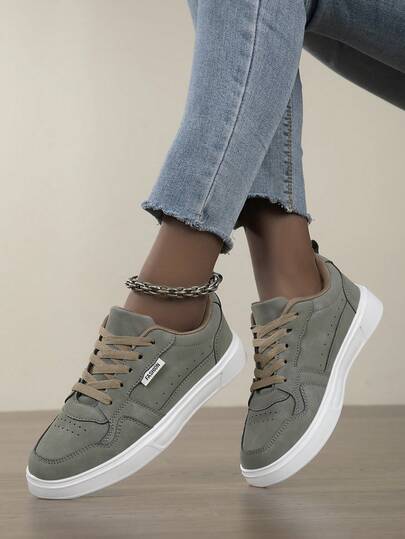 Zapatillas de deporte de moda casual para mujer, zapatillas deportivas de color block de baja altura, transpirables, ligeras y cómodas para patinaje