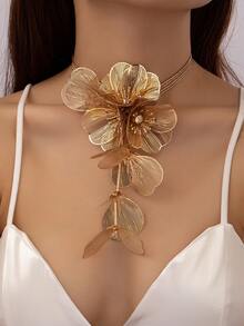 Valentine's Day Fashion Luxurious Pleated Textured Floral Necklace, Unique 3D Petal Design Necklace - Flower Necklace - View 7