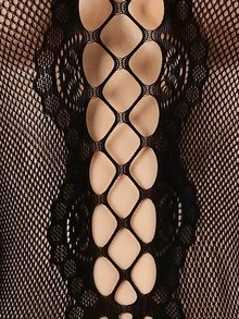 Purely Seductive, This Hot Girl Off-The-Shoulder Fishnet Jumpsuit Features A Sexy Cutout Design, Creating A Highly Alluring Atmosphere. HWCE - 黑色 - 查看 4