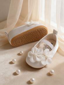 白色3D立体花朵女婴玛丽珍鞋 - 新生儿平底防滑软底派对婚礼学校公主鞋 - 白色 - 查看 10