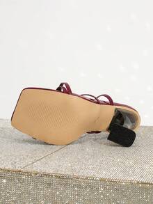 Sandal Wanita Modis Seksi dengan Hak Kristal dan Tali, Model Colorblock, untuk Pakaian Musim Panas - Burgundy - View 8