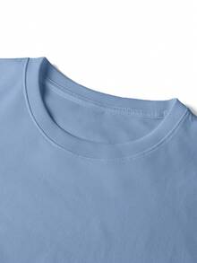 男士印花T恤，100%聚酯纤维透气针织面料，常规版型圆领，适合夏季户外运动和日常穿着。 - 霧霾藍 - 查看 3