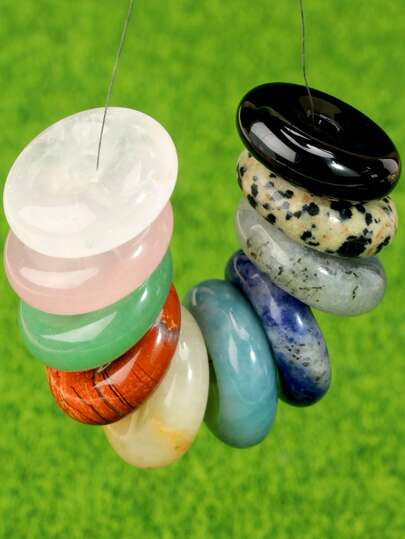 Mặt dây chuyền đá tự nhiên hình tròn 10 màu sắc dùng làm trang sức - Kích thước 25mm*25mm: Đá quý trong suốt, Thạch anh hồng, Aventurine xanh lá cây, Jasper đỏ, Labradorite, Aquamarine, Sodalite, Ngọc bích vàng. Dùng để tự làm vòng cổ, bông tai và phụ kiện túi xách.