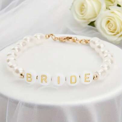 1 件精美珍珠手链，适合新娘、伴娘、单身派对、新娘茶会赠品和婚礼等场合。适用于准新娘、新娘、婚礼、单身派对、单身派对用品、单身告别派对、婚礼装饰、婚礼配饰、新娘送礼会、派对用品、伴娘礼物、婚礼回礼等。