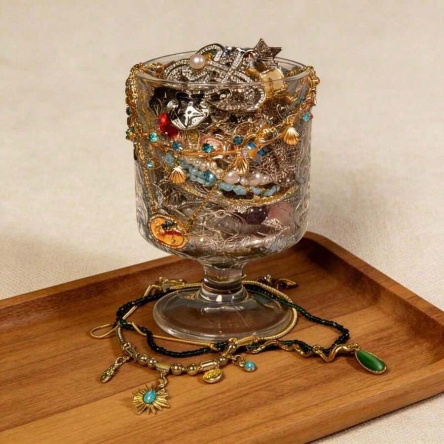 Unbox A Random Piece Of Pure Attitude From 60 Styles! Could Be A Ring, Necklace, Or Earrings. Gold Or Silver Tone, Dripping In Rhinestones, And Giving Major - 精美珠寶 - 查看 1