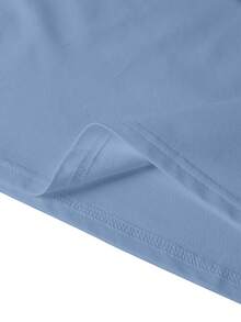 男士印花T恤，100%聚酯纤维透气针织面料，常规版型圆领，适合夏季户外运动和日常穿着。 - 霧霾藍 - 查看 5