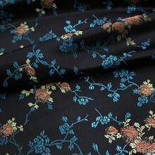 1块高品质提花缎面面料，深绿色，优雅花卉图案。适用于DIY家居装饰和服装制作，非常适合制作靠垫套、沙发套、包袋、旗袍和演出服。尺寸：长36/108/180英寸，宽29.5英寸。重量：150克/平方米。 - 提花布 - 查看 28