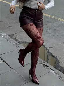 1双加大码女士渔网袜，复古优雅镂空花卉蕾丝提花渔网袜，适合日常穿着、派对、晚宴等场合。 - 酒紅色 - 查看 3