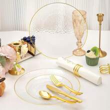 50/25/12/2件套透明锤纹金边餐盘,透明金边,透明底面饰以金边,优雅的甜点盘、意面盘、披萨盘、蛋糕盘、沙拉盘,尺寸7.5英寸/10.25英寸,可重复使用且易于清洁,适合户外使用、派对、生日、婚礼和节日等场合。 - 彩色 - 查看 3