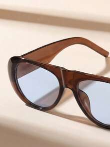 1 Cặp kính râm gọng nâu kiểu phi công tối giản, tròng xanh dương, phù hợp cho lái xe, chụp ảnh đường phố, mua sắm, phù hợp với mọi khuôn mặt, phụ kiện thời trang cho kỳ nghỉ hè ở bãi biển, các hoạt động ngoài trời và du lịch. - Qua trà - Xem 3