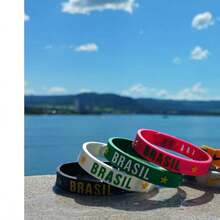 Brazil Silicone Bracelet – Fan Style - Flexible Silicone Bracelet In The Colors Of Brazil, Ideal For Those Who Love Football And Want To Show Their Pride Every Day. Comfortable, Durable Model With Excellent Finish. - Hồng - Xem 1
