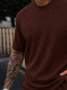 Textured T-Shirt And Shorts Set, 2-Piece Kit, New Release, Premium Fabric - 鏽棕色 - 查看 3