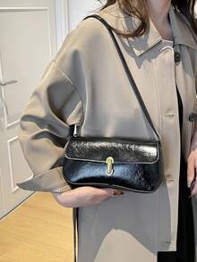 French Retro Clasp Small Square Bag, New Fashionable Personalized INS Underarm Bag, Stylish Shoulder Bag - Black - View 9