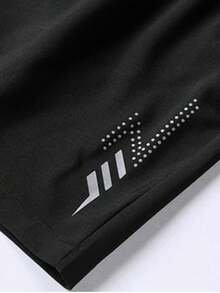 男士休闲简约风舒适短裤，字母印花口袋，抽绳设计，速干透气，适合夏季户外健身，弹性腰带拉链口袋，黑色。 - 黑色 - 查看 8