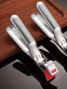 1PC Stainless Steel Anti-Scalding Clip, Kitchen Bowl Clip, Steamer Clip, Heat-Resistant Kitchen Tool. Functional Anti-Scalding Clip With Silicone Anti-Slip Material. Suitable For Air Fryers, Steamers, And Ovens. Ergonomic Handle - Lightweight And Easy To Use. - Multicolor - View 3