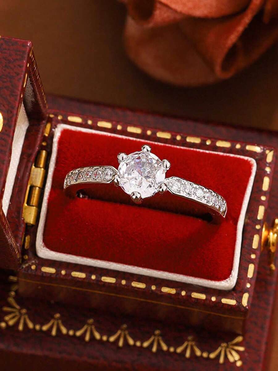 六爪圆形几何合成锆石戒指，订婚/情人节礼物，女士珠宝 - 白色 - 查看 1