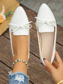 White PU-white Small Bow