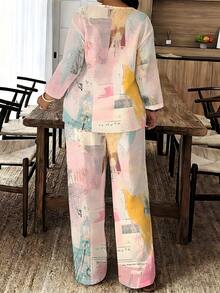 1 Set Literary Attribute Woven Fabric Smooth & Skin-Friendly Women's Home & Outing Summer Birthday Gift Pink-Yellow Contrast Abstract Collage Print Women's Plus Size Two-Piece Set - Nhiều màu - Xem 3