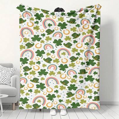 1PC Clover St. Patrick's Day Pattern Blanket, Made Of Soft Flannel Fabric With Digital Printing, Suitable For Gifting To The Closest Family And Friends. Suitable For Various Scenarios Such As Living Room Sofas, Bedroom Beds, Bathrooms, Etc., It Is An Ideal Gift For All Kinds Of Occasions.