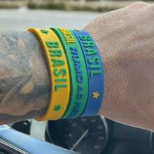 Brazil Silicone Bracelet – Fan Style - Flexible Silicone Bracelet In The Colors Of Brazil, Ideal For Those Who Love Football And Want To Show Their Pride Every Day. Comfortable, Durable Model With Excellent Finish. - 綠色 - 查看 3