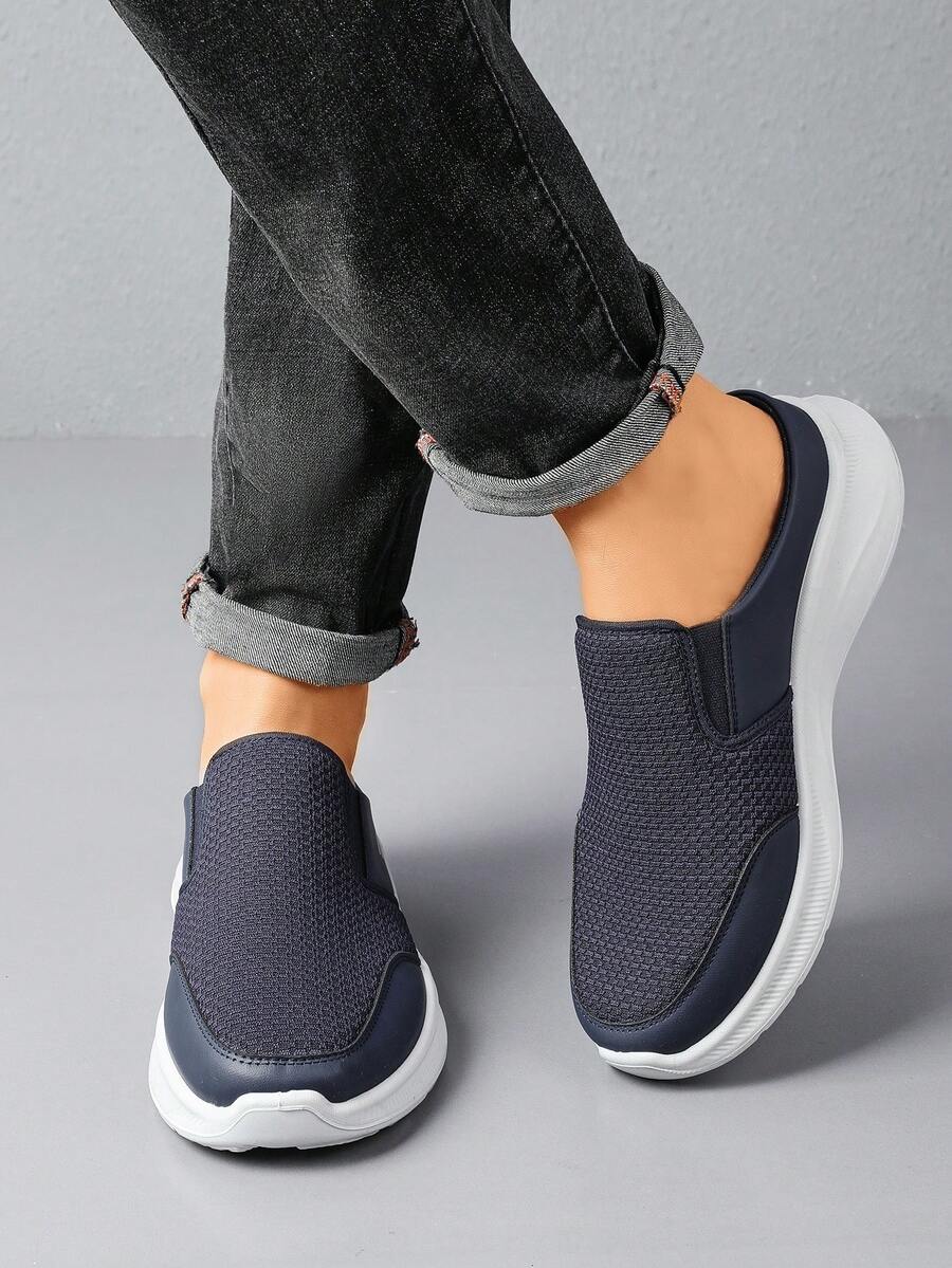 Mocasines transpirables de malla para hombres, zapatos casuales de suela blanda y ligera, zapatos de tela de Beijing convertibles sin talón