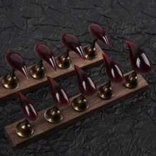 用10片25毫米独特个性化复古街头辣妹简约休闲优雅日常精致纯色樱桃红手工短猫爪按压式美甲套装，瞬间提升您的造型，适合有个性的女孩和女性使用，让您更具魅力。 - 酒紅色 - 查看 6