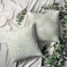 2 件装清新浅绿色几何纹理印花抱枕套【不含枕芯】，尺寸 45*45 厘米（17.7*17.7 英寸），【单面印花】，涤纶材质，水彩 V 形水滴图案抱枕套，适用于沙发、客厅、卧室、汽车、办公室、酒店、民宿装饰，是馈赠亲朋好友的完美礼物。 - 彩色 - 查看 5