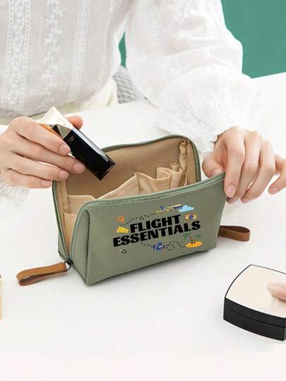 Bolsa de almacenamiento con tema de aeropuerto, bolsa de maquillaje multifuncional, bolsa de almacenamiento, bolsa de lavado y maquillaje con cremallera y pasaporte - Bolsa de viaje plegable portátil para organizar el equipaje de mujeres/hombres, lavable a máquina, esencial para vuelos, adecuada para asistentes de vuelo, estudiantes, viajes de negocios y vacaciones, esencial para viajes - Diseño de impresión divertido, cierre con cremallera, regalos de cumpleaños para familiares y amigos, San Valentín, temporada de bodas, recuerdos, regalos para damas de honor, (3 colores a elegir) Estuche para cargador, cubos de embalaje para mujeres para hombres, bolsa para cargador, artículos esenciales de viaje, artículos esenciales de crucero, artículos esenciales de vacaciones, artículos esenciales de vacaciones, artículos de viaje