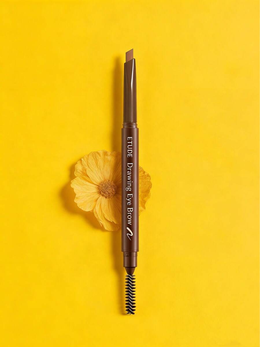 Etude House Eyebrow Pencil Features An Extendable Self-Sharpening Formula, Glides On Smoothly And Helps You Easily Create A Natural Feathery Brow Look. Infused With Oil-Control Powder, Long-Lasting Up To 24 Hours, Smudge-Proof, Sweat-Proof And Water-Resistant, Suitable For Oily Skin And Humid Weather.
