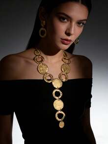 一套优雅简约几何不对称圆形设计女士首饰套装，包含一条Y形项链和一副耳环，适合日常佩戴。 - 金色 - 查看 7