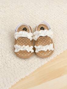 新生儿女童夏季软底凉鞋，婚礼礼服平底鞋，沙滩拖鞋，幼儿防滑鞋，可爱荷叶边设计 - 白色 - 查看 5