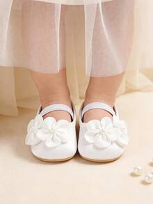 白色3D立体花朵女婴玛丽珍鞋 - 新生儿平底防滑软底派对婚礼学校公主鞋 - 白色 - 查看 14