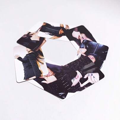 92张KAT-SEYE女团照片卡，专辑收藏卡，圣诞节和生日礼物，送给收藏家和粉丝的绝佳选择 | 偶像团体粉丝必备周边，适合收藏于专辑、日记本和装饰品中，是送给粉丝的理想礼物