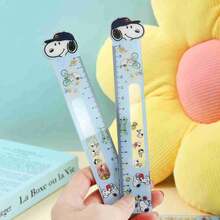 SNOOPY 1pc 2026 New Swinging Acrylic Ruler, Classic Comic "Peanuts Comics" Anime Peripheral, Essential Stationery For The Start Of School Season! 15cm Hard Ruler Design, Paired With Cute Cartoon Patterns, Fun Rocking Structure, Fun And Stress Relieving, Making Learning Easier. Fresh Blue Appearance, High Aesthetic Value And Durability - Multicolor - View 2