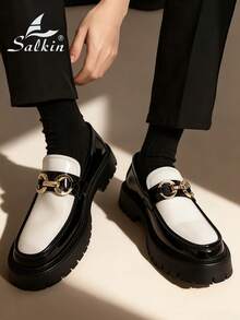 Salkin 全新英伦风设计师男士一脚蹬乐福鞋，复古气息，价格实惠，高端质感，柔软舒适，圆头，优雅正装皮鞋，亮面漆皮，防滑厚底，适合休闲、约会、派对、婚礼、新郎、社交场合，春夏秋三季。注意：尺码偏小，请订购大一码。 - 黑白 - 查看 6