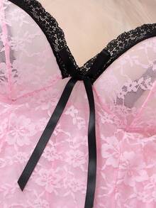 2pcs Valentine's Day Women Sexy Deep V Lace Sheer Camisole Sleepwear Set - Pink - View 3