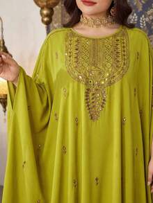 Plus Size Women's Solid Color Round Neck Embroidered Beaded Elegant Arabic Abaya Spring - Fruit Green - View 4