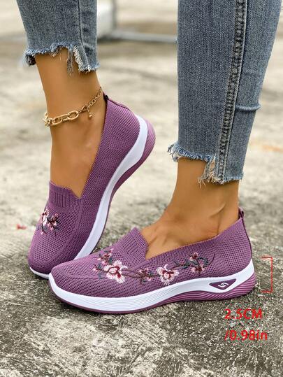 FI FATE INTERSECTION 大码女式花卉刺绣网面乐福鞋，防滑坡跟鞋