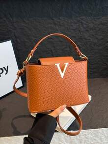 Bolso cuadrado pequeño de textura trenzada de moda, bolso de hombro personalizado para ir al trabajo, bolso cruzado para mujer - Marrón - Ver 1