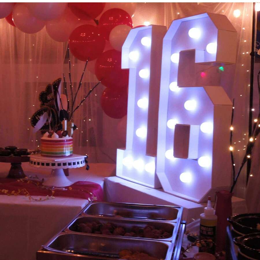 2.4FT Pre-Cut Foam Board Marquee Numbers 0-9, DIY Mosaic Sign For Party Decorations, White Lights For Birthday Party Anniversary Graduation,Thick Foam Board Sign DIY Decorations - trắng - Xem 1